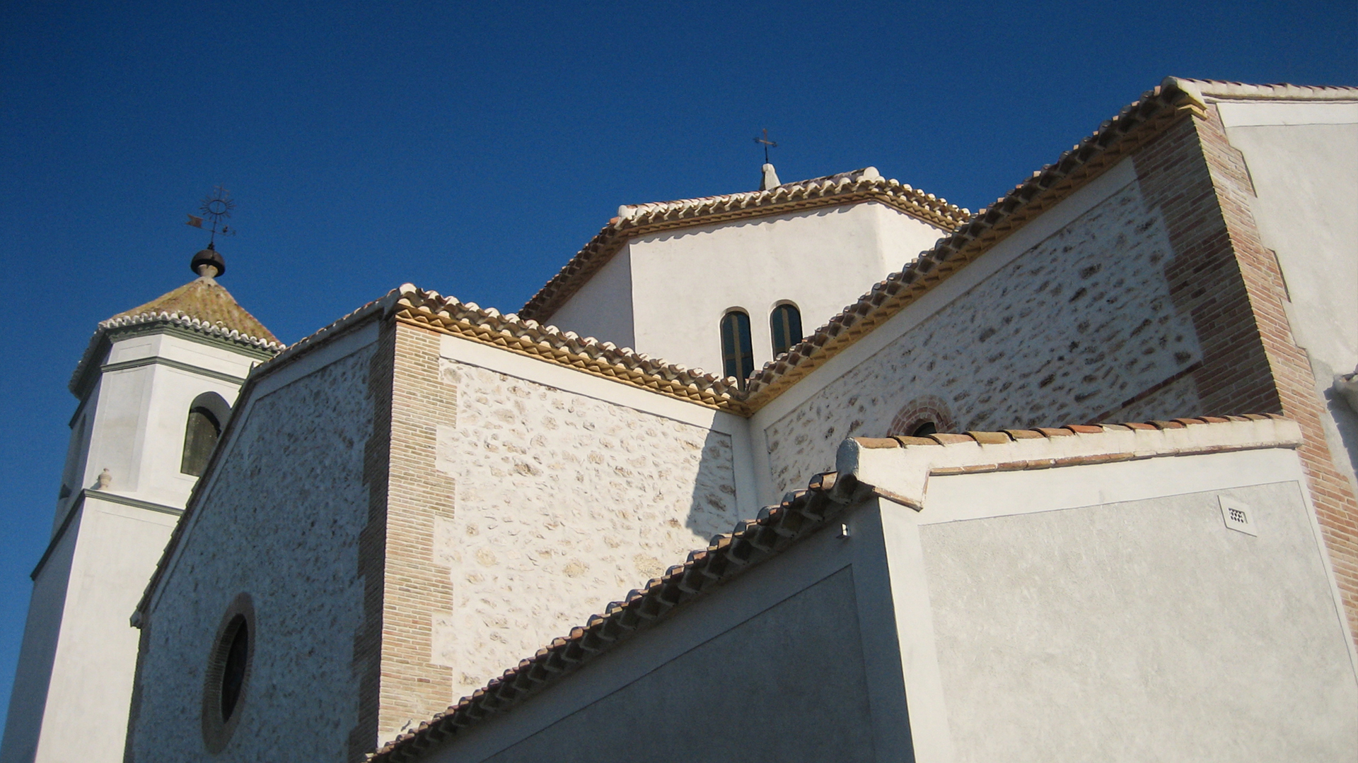 Restauracion Integral de la Iglesia de Chirivel por Restauralia